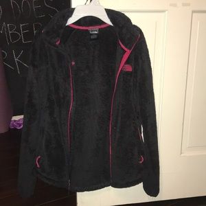 North face women’s fuzzy jacket